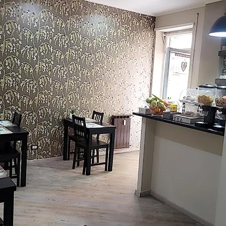 Domus Pio Xi Bed and Breakfast 3*