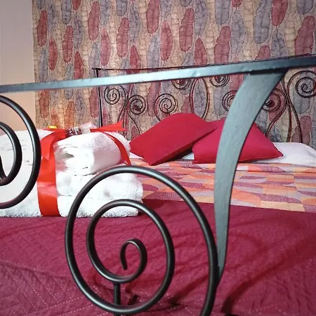 Domus Pio Xi Bed & Breakfast 3*