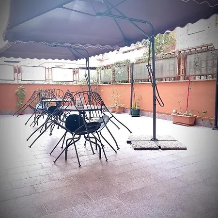 Domus Pio Xi Bed & Breakfast 3*