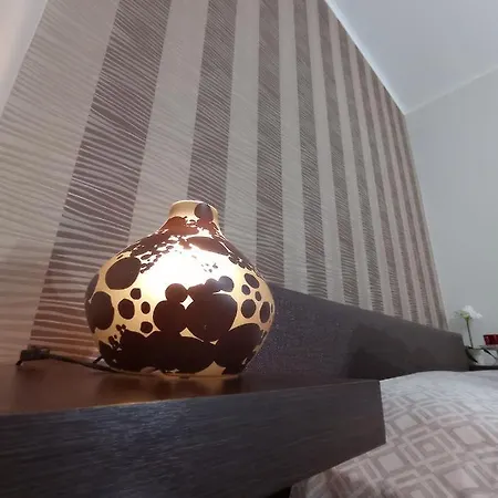 Domus Pio Xi Bed & Breakfast 3*