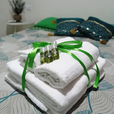 Domus Pio Xi Bed & Breakfast 3*